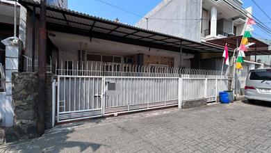 Hunian Elegan di Semarang Tengah, Semarang, 3 KT, LT 195m²