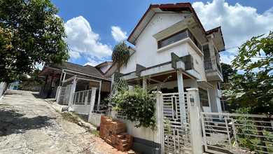 Rumah Area Luxury Salatiga, Salatiga - Harga Terbaik 3 Miliar