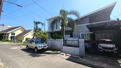 Rumah Area Premium Ngesrep, Semarang - Harga Menarik 3,85 Miliar