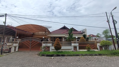 Rumah Premium Luas 360 Jual area Puri Anjasmoro, Semarang