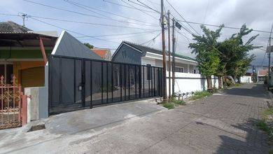 Rumah Eksklusif Luas 190 m2, area Indraprasta, Semarang