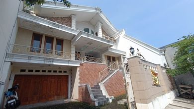 Penawaran Eksklusif, rumah Mewah di Tlaga Bodas, Semarang, LB 360m²
