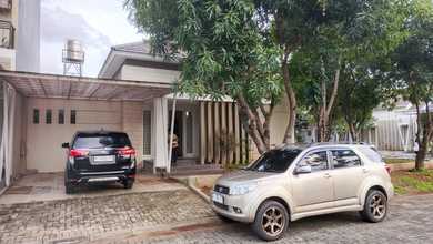 Rumah Eksklusif LT 270 m2, area Graha Padma, Semarang