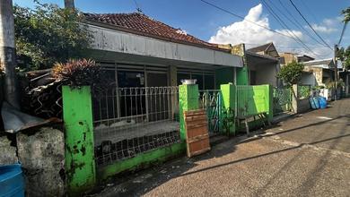 Dijual Rumah Hitung Tanah di Jl.kelinci Semarang Timur