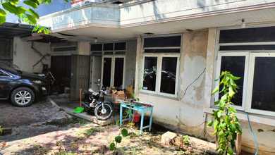 Kesempatan Rumah di Puri Anjasmoro, Semarang, LB 121m², Harga 1,25 Miliar