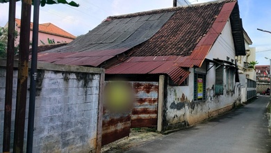 Dijual Rumah Strategis di Jatingaleh, Semarang - LT 300m²