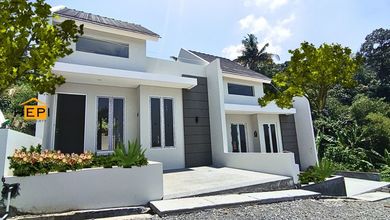 Jual Rumah Strategis di Banyumanik, Semarang - LT 72m²
