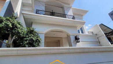 Rumah Modern LT 297 Jual di Semarang Tengah, Semarang
