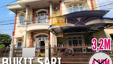 For Sale rumah Eksklusif di Bukit Sari, Semarang - LT 235m²