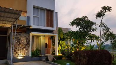 Kesempatan Rumah di BSB City, Semarang, LB 75m², Harga 1,7 Miliar