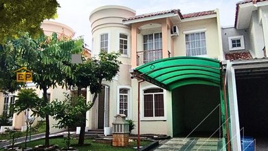 Penawaran Langka, rumah Prestisius di Semarang Barat, Semarang, LB 200m²