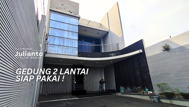 Gedung Kantor Cocok Untuk Bank ! Jend Sudirman Dekat Simlang Lima