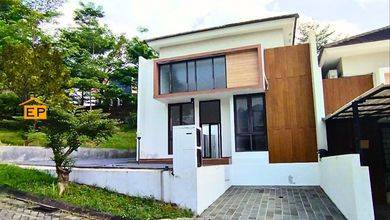 Rumah Eksklusif LT 134 m2, di Tembalang, Semarang