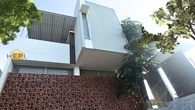 Rumah Dijual di Ngaliyan, Semarang, LB 200m², Harga Kompetitif!