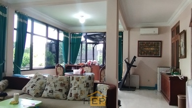 Rumah Area Luxury Gajah Mungkur, Semarang - Harga Terbaik 6,9 Miliar