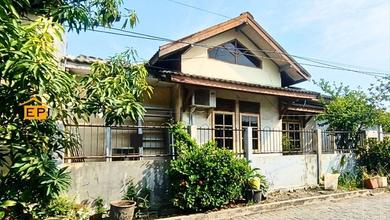 Murah ! Cocok untuk Investasi Kos ! Dekat Binus dan Komersial !