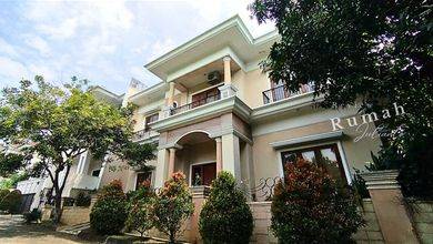 Jual Rumah Mewah Luas 372 m2 di Gajah Mungkur, Semarang