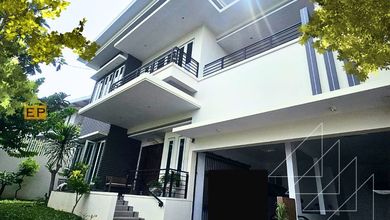 Rumah Area Luxury Gajah Mungkur, Semarang - Harga Terbaik 22 Miliar