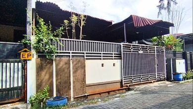 Kesempatan Rumah di Semarang Timur, Semarang, LB 100m², Harga 997 Juta