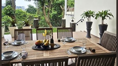 Rumah Area Premium Gajah Mungkur, Semarang - Harga Menarik 22 Miliar