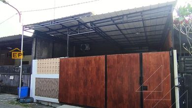 Rumah Dijual di Semarang Timur, Semarang, LB 100m², Harga Kompetitif!
