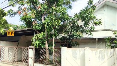 Rumah Siap Pakai di Kawasan Tanah Mas, Semarang, LT 240m²