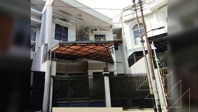 Dijual rumah Eksklusif di Semarang Tengah, Semarang - LT 223m²