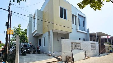 Rumah Dijual di Semarang Timur, Semarang, LB 120m², Harga Kompetitif!