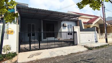 Dijual Rumah Nyaman di Semarang Barat, Semarang - LT 150m²