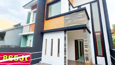 Jual Rumah Megah LT 120 m2 Kawasan Majapahit, Semarang