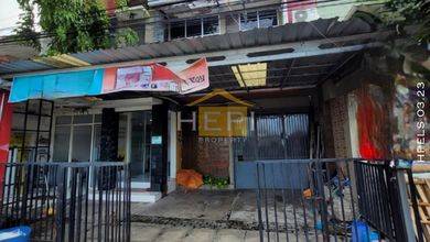 Dijual Kost Aktif bonus 3 plong ruang usaha, harga dibawah NJOP, drop harga hingga 2M, Semarang Barat
