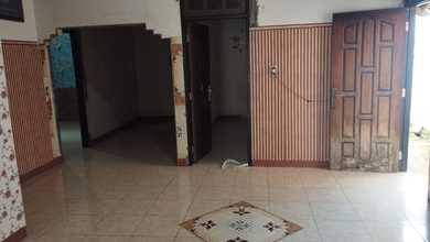 Rumah Dijual di Argomulyo, Salatiga, LB 180m², Harga Kompetitif!