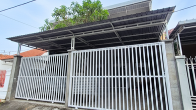 Hunian Elegan di Tawangmas, Semarang, 5 Kamar Tidur, LT 231m²