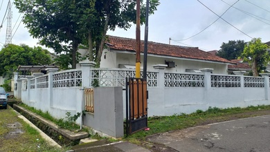 Dijual rumah Mewah di Srondol, Semarang - LT 410m²