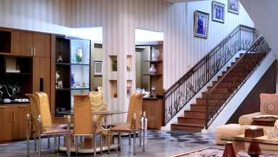 Rumah Mewah di Kawasan Puri Anjasmoro, Semarang, LB 800m², Harga 7,5 Miliar