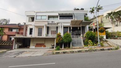 Rumah 2 Lantai Lokasi Super Strategis Papandayan Gajahmungkur