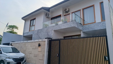 Rumah Area Premium Sendangmulyo, Semarang - Harga Menarik 3,3 Miliar