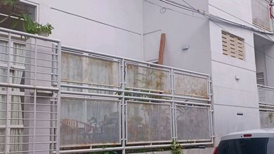 Rumah Dijual di Tanah Mas, Semarang, LB 180m², Harga Terbaik!