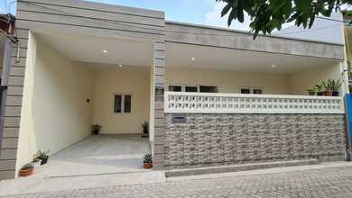Properti Siap Pakai di Kawasan Tanah Mas, Semarang, LT 100m²