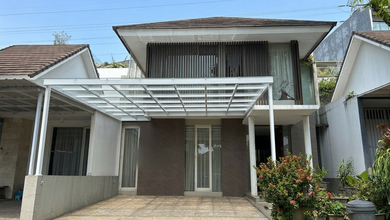 For Sale rumah Premium di Bukit Sari, Semarang - LT 180m²