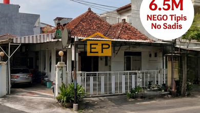 Rumah Prestisius di Kawasan Brumbungan, Semarang, LB 520m², Harga 6,5 Miliar