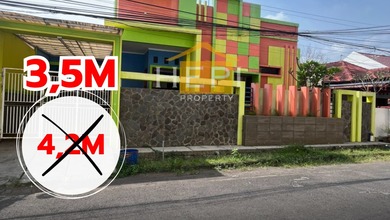 Rumah Elite di Kawasan Srondol, Semarang, LB 220m², Harga 3,5 Miliar