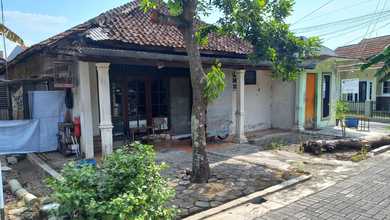 Rumah Dijual di Gajah Mungkur, Semarang, LB 200m², Harga Kompetitif!