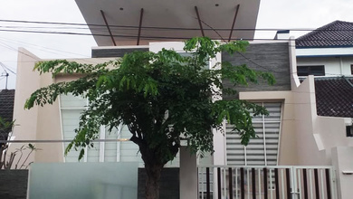 Rumah Dijual di Semarang Barat, Semarang, LB 160m², Harga Terbaik!