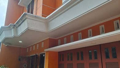Promo Rumah di Bukit Sari, Semarang, LB 269m², Harga 2 Miliar