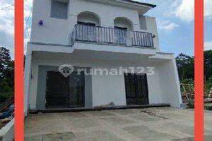 Rumah Mewah LT 88 m2, di Banyumanik, Semarang