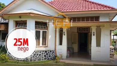 Hunian Elegan di Semarang Tengah, Semarang, 6 Kamar Tidur, LT 1135m²
