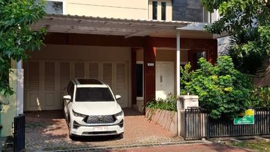 Disewakan Segera Rumah Cantik dengan Lahan Luas 275 m2 Kawasan Candi Golf