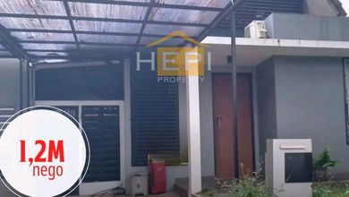 Rumah Mewah Luas 120 m2, di BSB City, Semarang