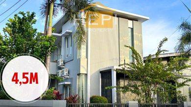 Jual Rumah Mewah Luas 310 m2 Kawasan Ngesrep, Semarang